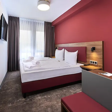 Hotel Rhoenkitz 3*