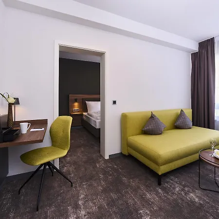Hotel Rhoenkitz 3*