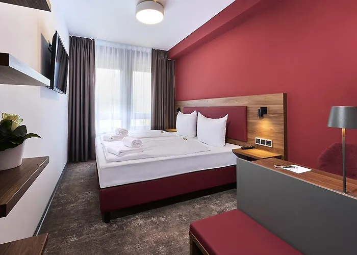 Hotel Rhoenkitz 3*